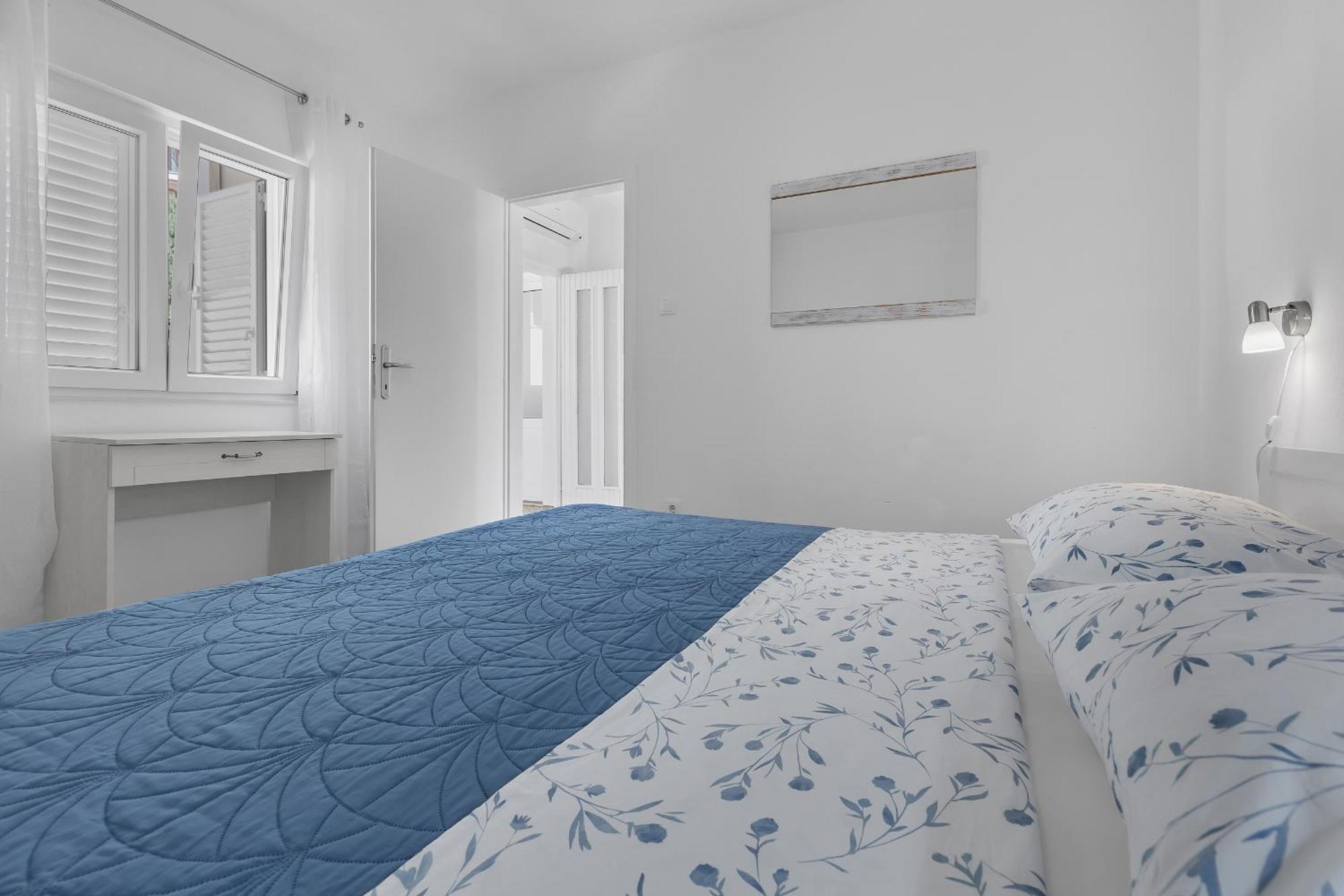 Apartments By The Sea Podgora, Makarska - 2596 Phòng bức ảnh